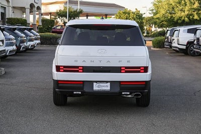 2026 Hyundai Santa Fe SE FWD