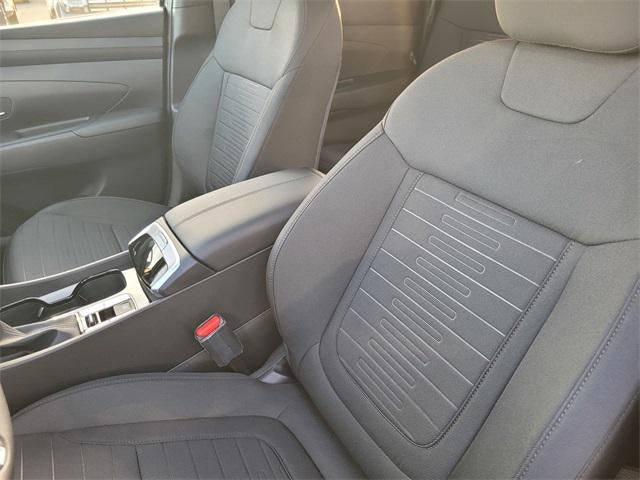 2025 Hyundai Santa Cruz SE FWD