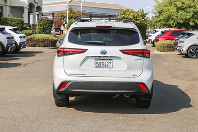2022 Toyota Highlander Hybrid Bronze Edition