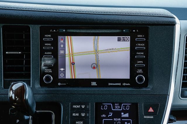 2019 Toyota Sienna Limited Premium 7 Passenger