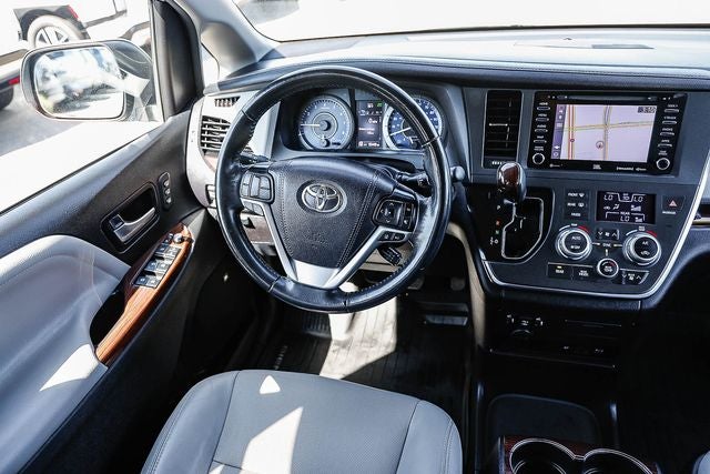 2019 Toyota Sienna Limited Premium 7 Passenger