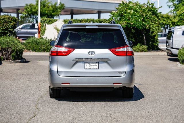 2019 Toyota Sienna Limited Premium 7 Passenger