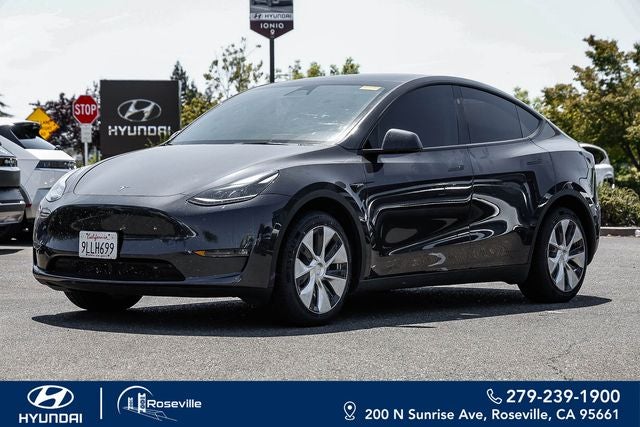 2024 Tesla Model Y Long Range