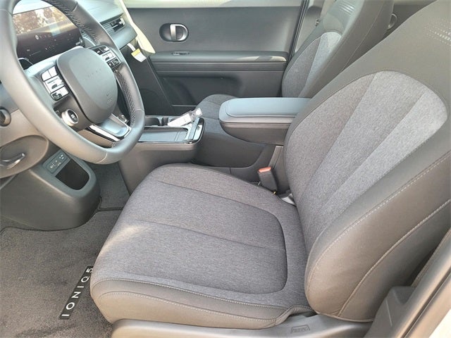 2026 Hyundai IONIQ 5 SE