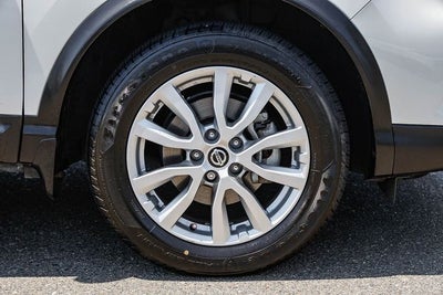 2020 Nissan Rogue Sport SV