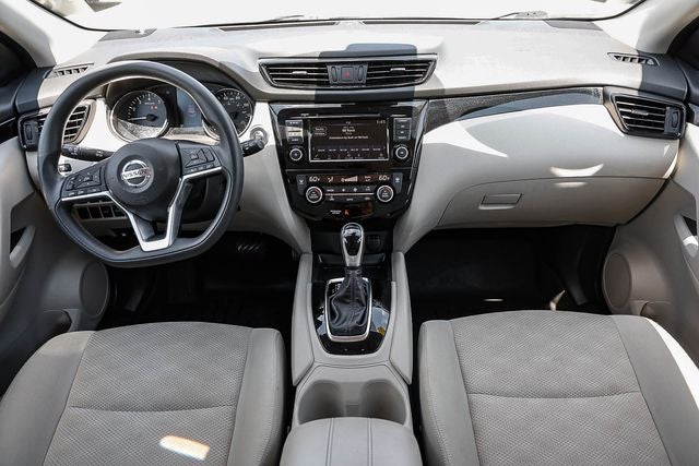 2020 Nissan Rogue Sport SV