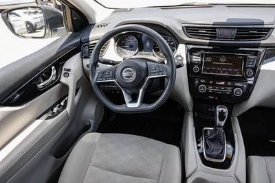 2020 Nissan Rogue Sport SV