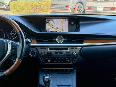 2015 Lexus ES 300h