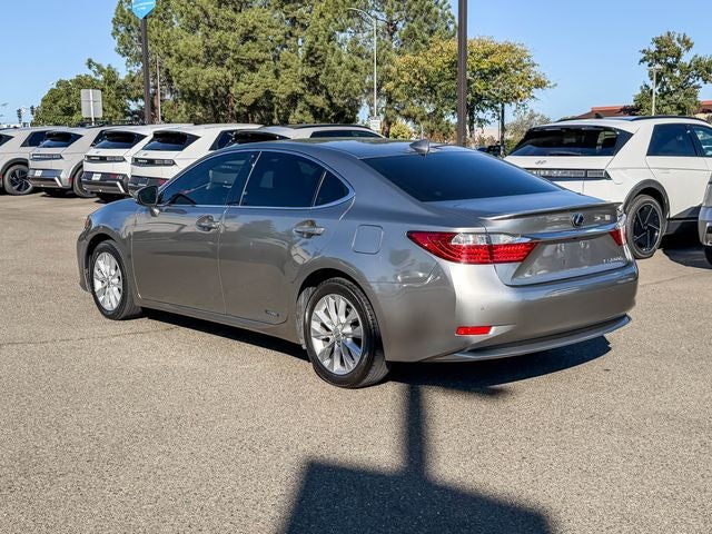 2015 Lexus ES 300h