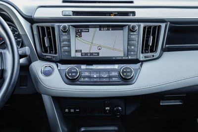 2016 Toyota RAV4 Hybrid XLE