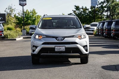 2016 Toyota RAV4 Hybrid XLE