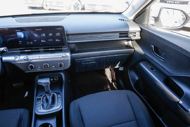 2027 Hyundai Kona SE FWD