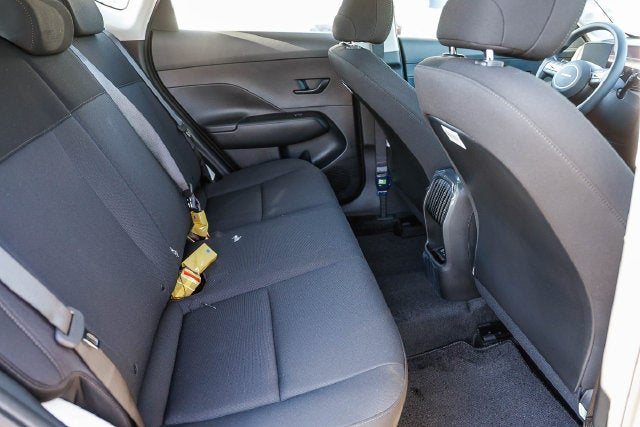 2027 Hyundai Kona SE FWD