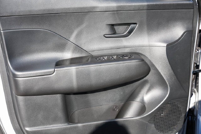 2027 Hyundai Kona SE FWD