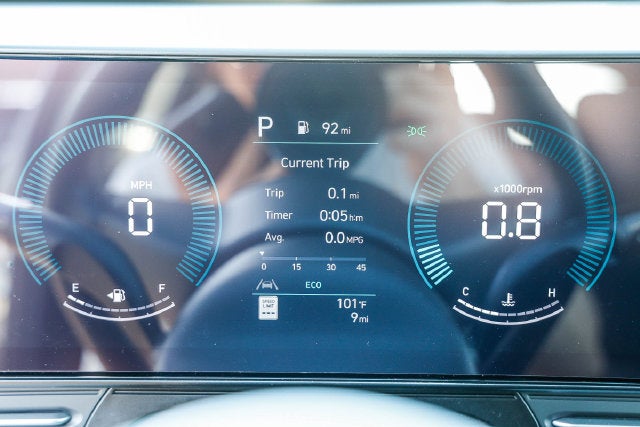 2027 Hyundai Kona SE FWD