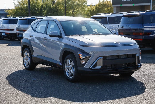 2027 Hyundai Kona SE FWD