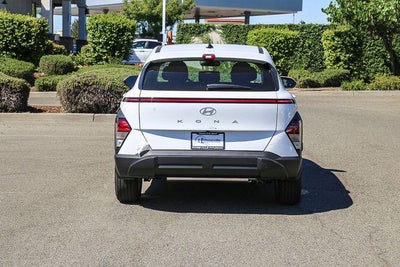 2026 Hyundai Kona SE FWD