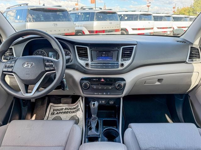 2016 Hyundai Tucson SE