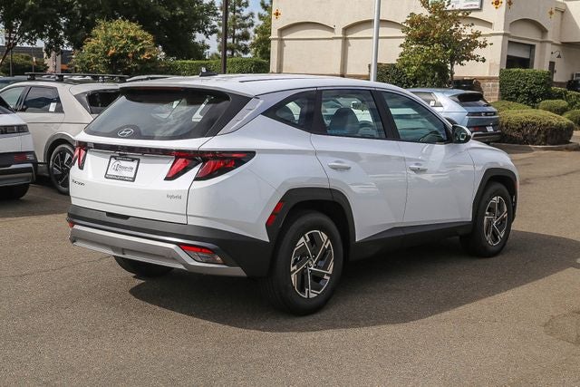 2026 Hyundai Tucson Hybrid SE