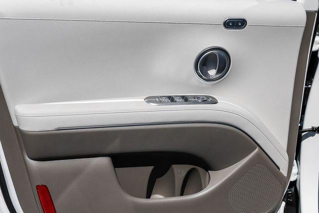 2026 Hyundai Palisade Hybrid SEL Premium 8P