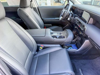 2027 Hyundai Palisade Hybrid Limited 8P