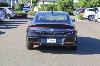 2026 Hyundai Sonata Hybrid Limited
