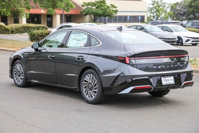 2026 Hyundai Sonata Hybrid Limited