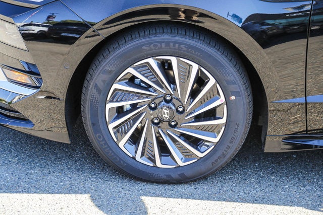 2027 Hyundai Sonata Hybrid Limited