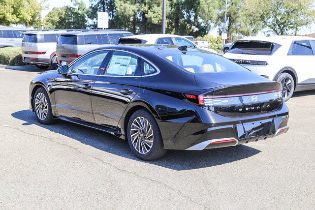 2027 Hyundai Sonata Hybrid Limited