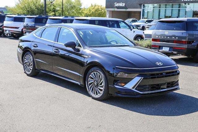 2027 Hyundai Sonata Hybrid Limited