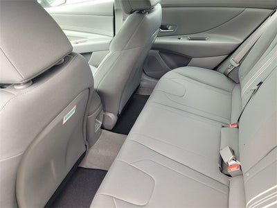 2025 Hyundai Elantra Hybrid SEL Sport