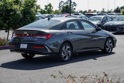 2025 Hyundai Elantra Hybrid SEL Sport