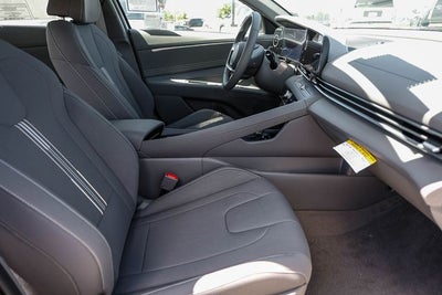 2025 Hyundai Elantra Hybrid SEL Sport
