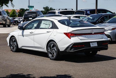 2025 Hyundai Elantra Hybrid SEL Sport