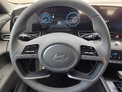 2025 Hyundai Elantra Hybrid SEL Sport