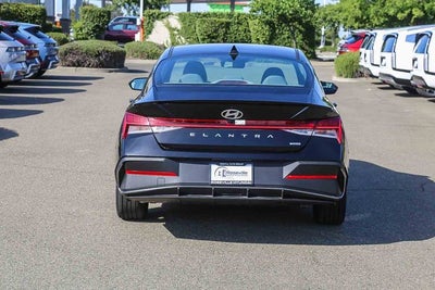 2025 Hyundai Elantra Hybrid SEL Sport