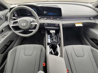 2025 Hyundai Elantra Hybrid SEL Sport