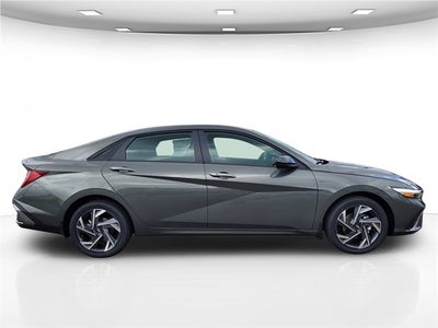2025 Hyundai Elantra Hybrid SEL Sport