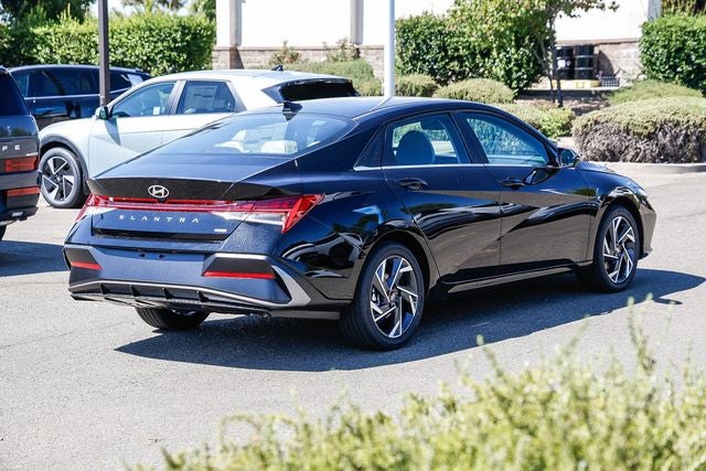 2026 Hyundai Elantra Hybrid Limited