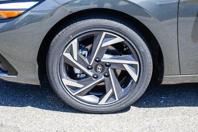 2026 Hyundai Elantra Hybrid Limited