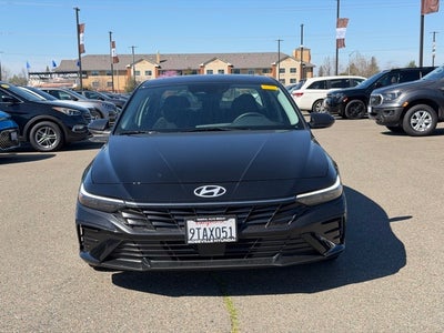 2025 Hyundai Elantra SEL Convenience
