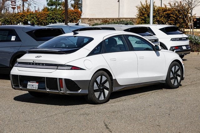 2025 Hyundai IONIQ 6 SE