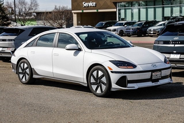 2025 Hyundai IONIQ 6 SE