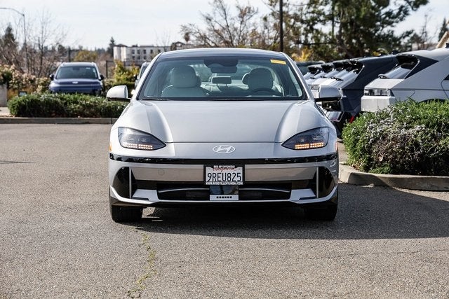 2025 Hyundai IONIQ 6 Limited