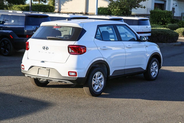 2026 Hyundai Venue SE
