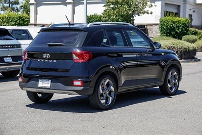 2024 Hyundai Venue SEL