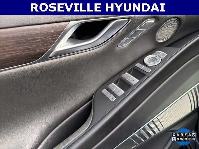 2023 Genesis Electrified G80 Base