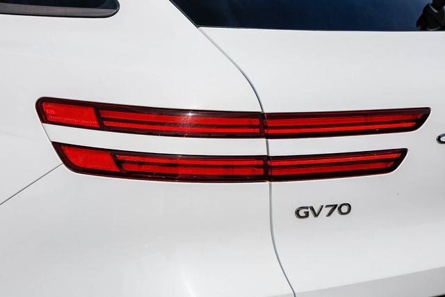 2023 Genesis GV70 2.5T