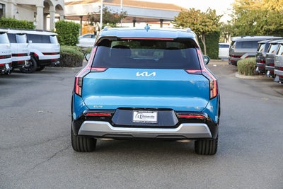 2024 Kia EV9 Land