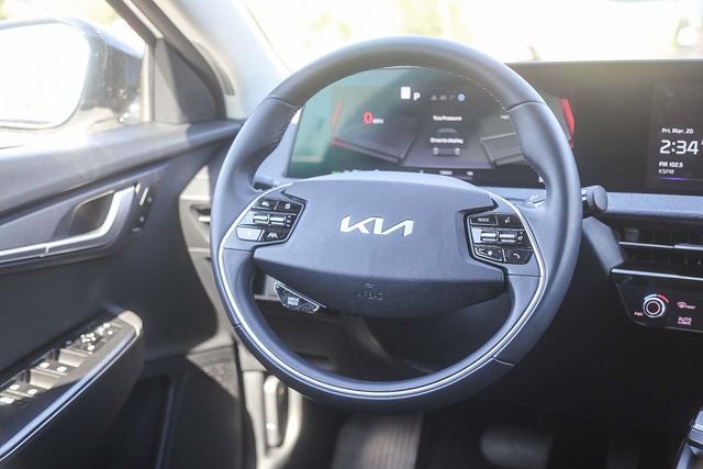 2024 Kia EV6 Light